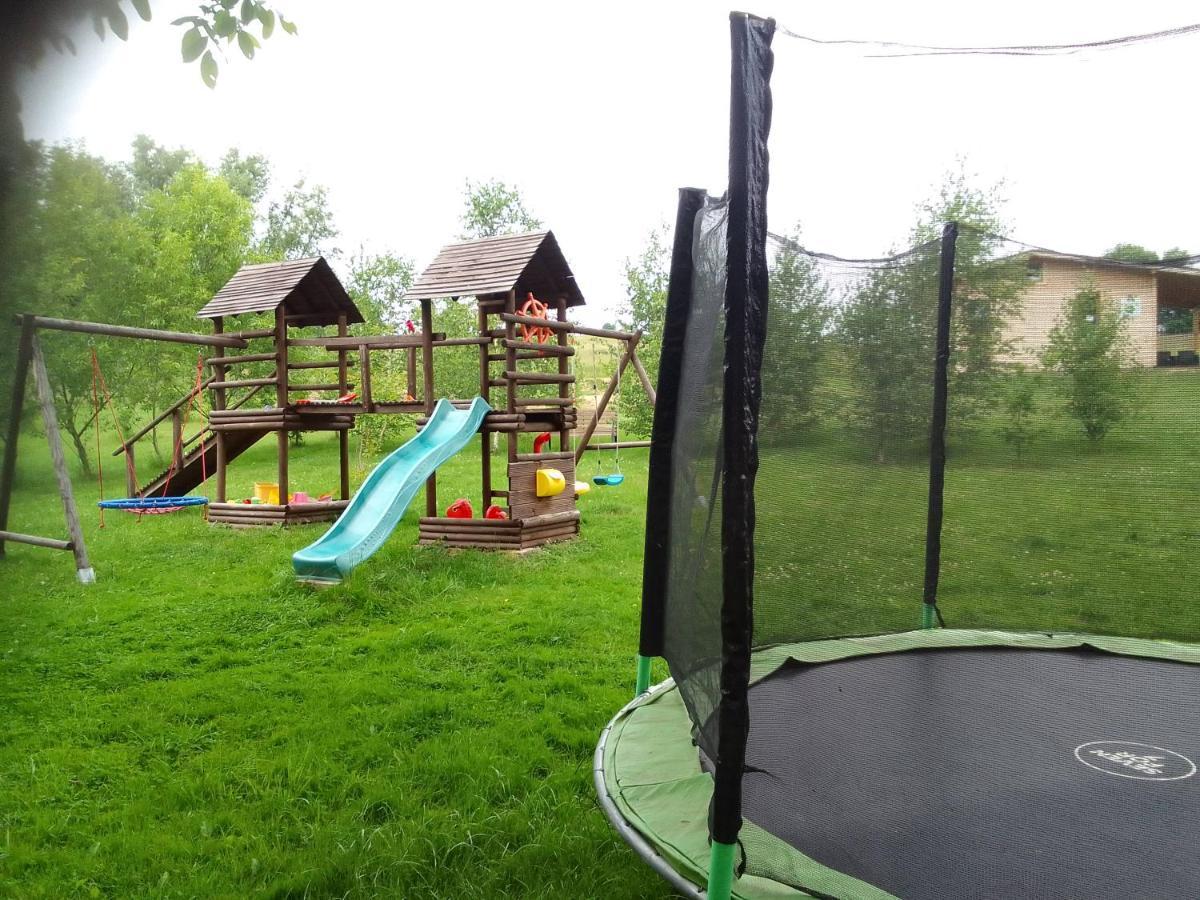 Domek W Gorach Izerskich 4 I 6 Osobowy, Agroturystyka, Zywe Zwierzeta, W Pelni Wyposazone, Plac Zabaw Dla Dzieci, Ognisko Z Kijkami I Rusztem, Ogrzewanie I Klimatyzacja, Latem Basen Mirsk Eksteriør billede