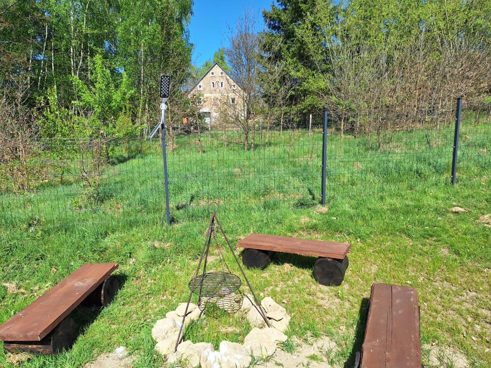 Domek W Gorach Izerskich 4 I 6 Osobowy, Agroturystyka, Zywe Zwierzeta, W Pelni Wyposazone, Plac Zabaw Dla Dzieci, Ognisko Z Kijkami I Rusztem, Ogrzewanie I Klimatyzacja, Latem Basen Mirsk Eksteriør billede